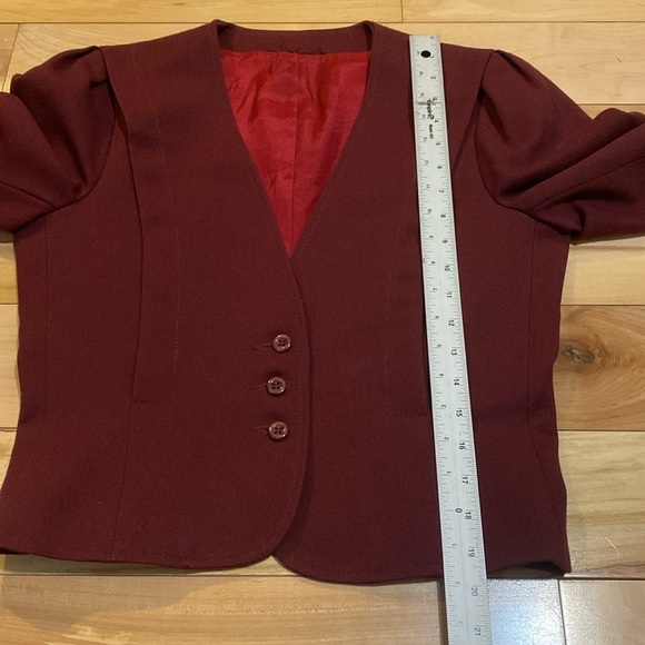 Vintage Burgundy Blazer - Picture 5 of 10